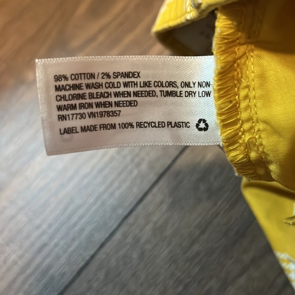 A new day yellow shorts - Picture 5 of 5